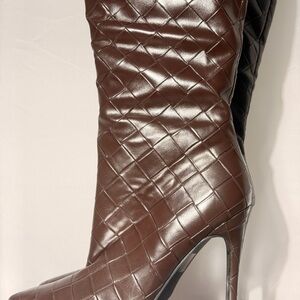 Quilted Brown High-Heel Women's Boots - Classic Chic